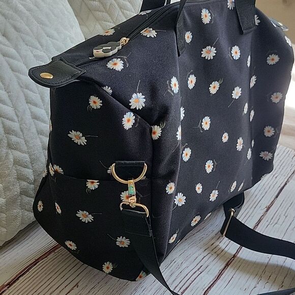 Alice + Olivia Daisy Print Overnighter Duffle Bag - Picture 7 of 12
